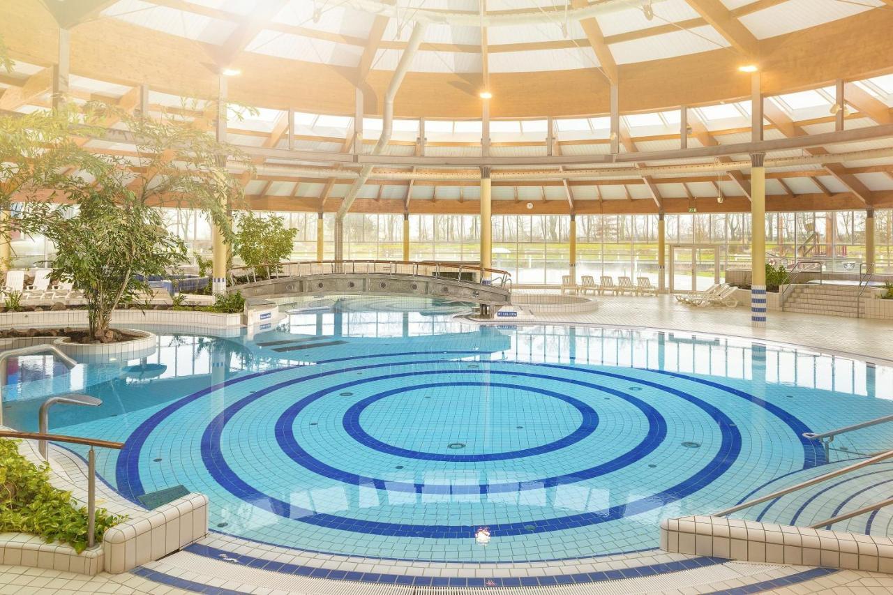 Strandnahe Fewo Mit Terrasse, Gratis Nutzung Vom Ahoi Erlebnisbad Und Sauna In Sellin - Rex Rugia Fewo 14-4 Lobbe Luaran gambar